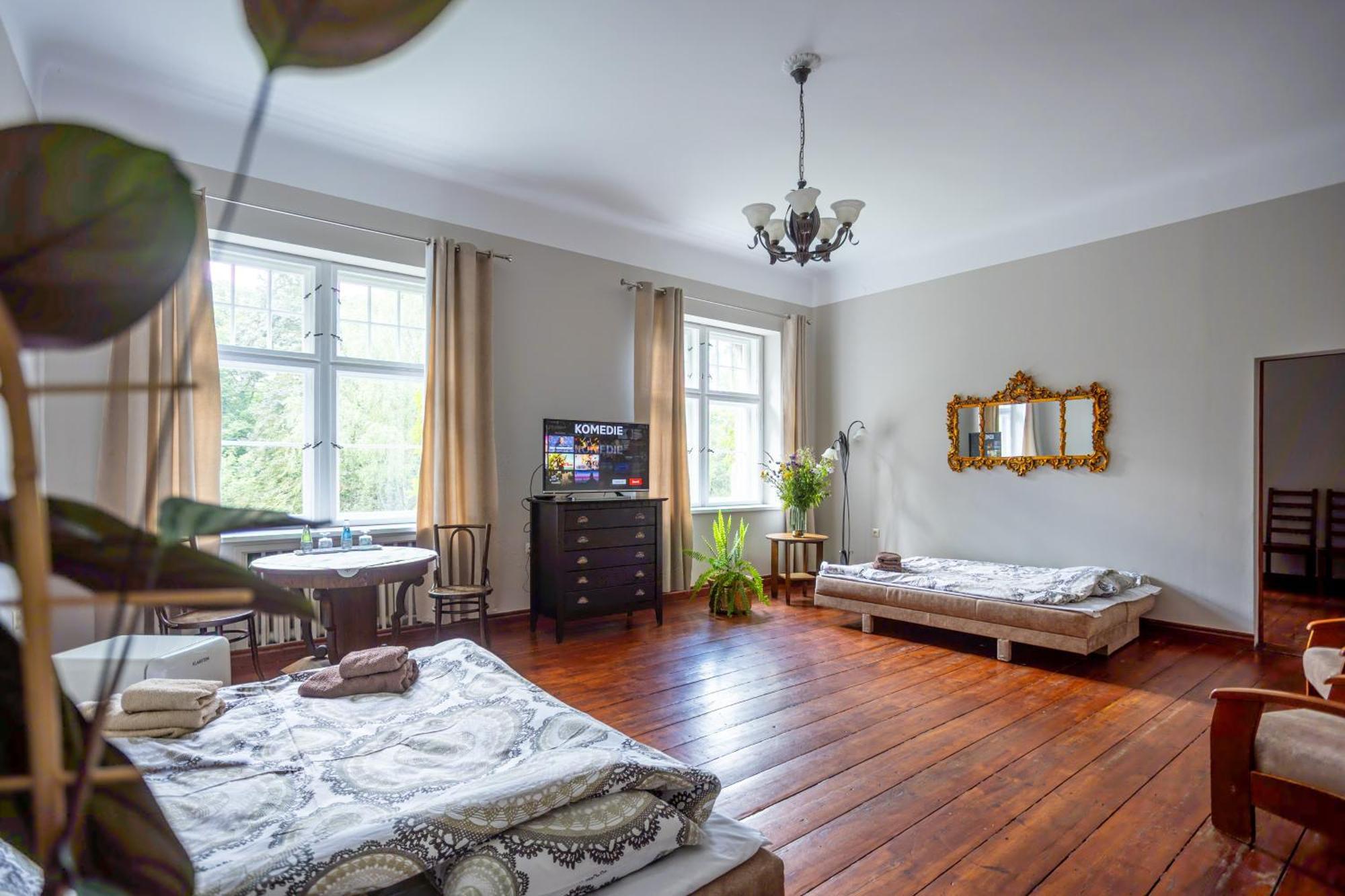 Palac Mysliwski Orle Solutions Mirosławiec Dış mekan fotoğraf